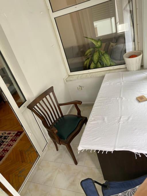 Appartement Bagdat Caddesi'ne Cok Yakin Huzurlu Ve Rahat Ev