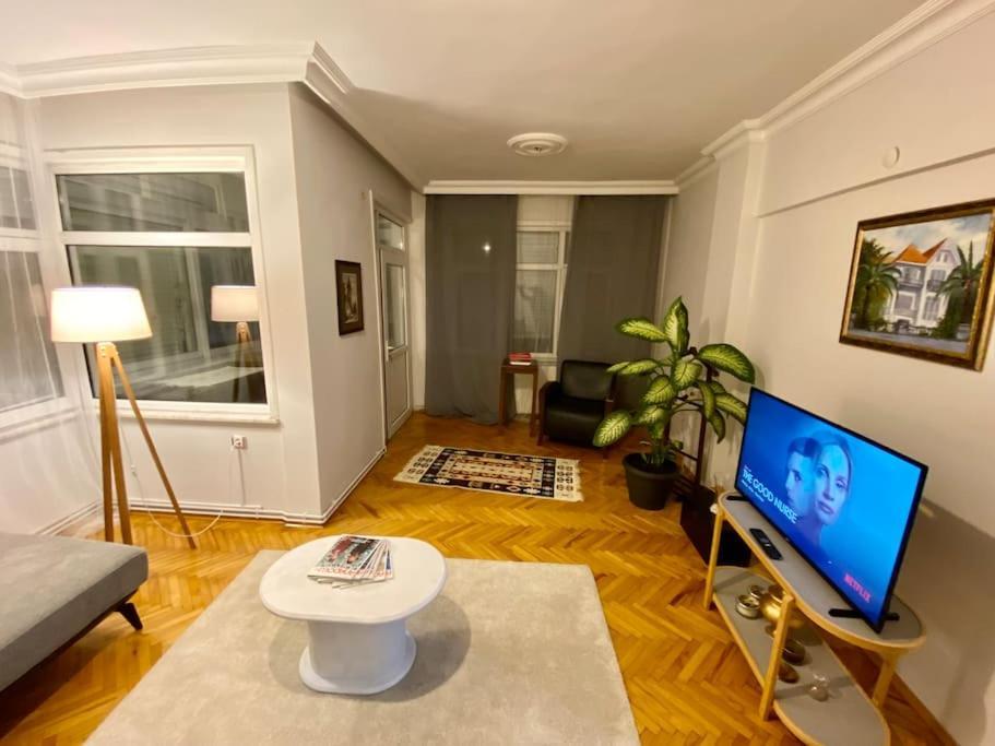 Bagdat Caddesi'ne Cok Yakin Huzurlu Ve Rahat Ev Appartement